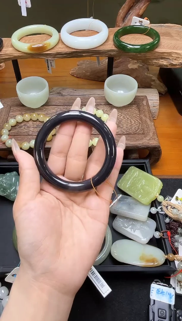 未镶嵌手镯和田玉青海烟紫 57+圈