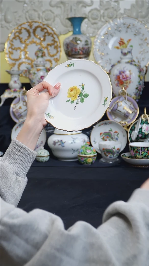 骨瓷婷婷中古器物如图所示66