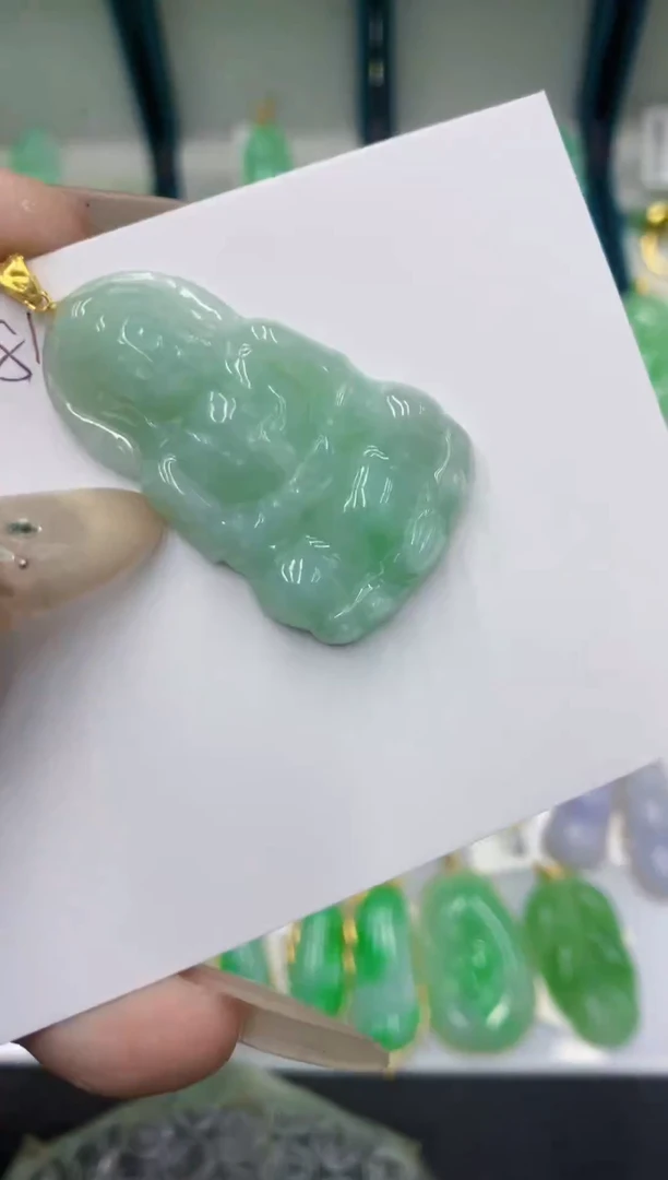 颈饰未镶嵌翡翠翡翠