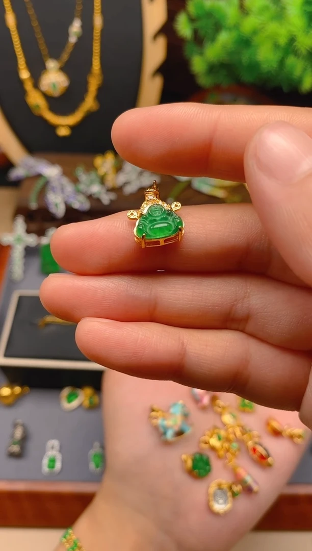 【闪购商品】翡翠吊坠(不含链)银S925镶嵌金色财神佛公