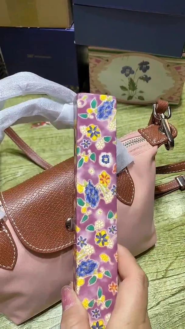 瓷片碗碟好物一件不留@@1