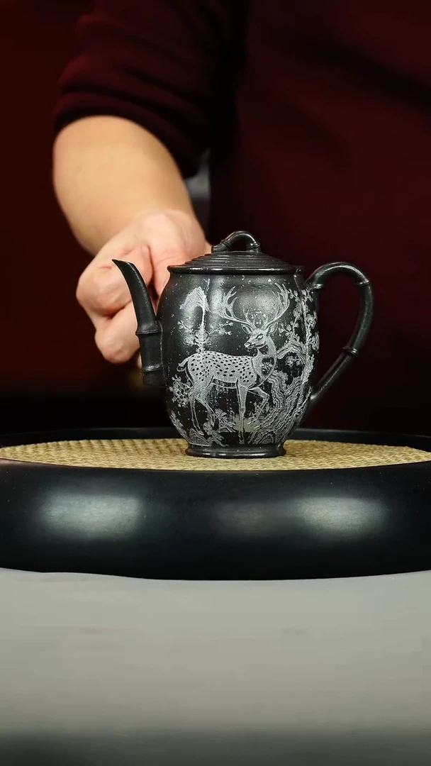 茶壶紫砂雪花段 筋纹 宫灯 描银 梅花鹿