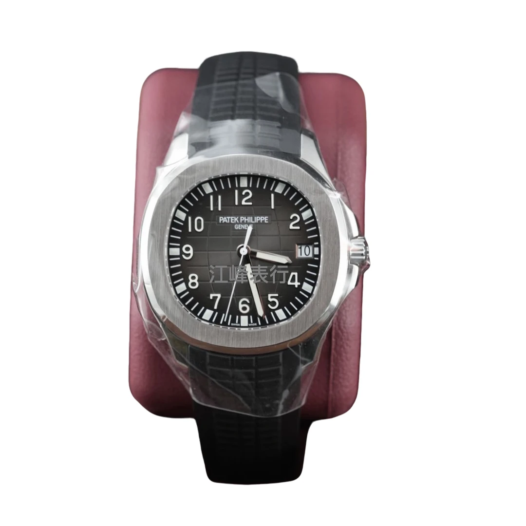 未使用 Patek Philippe/百达翡丽 5167A/18年未使用全套