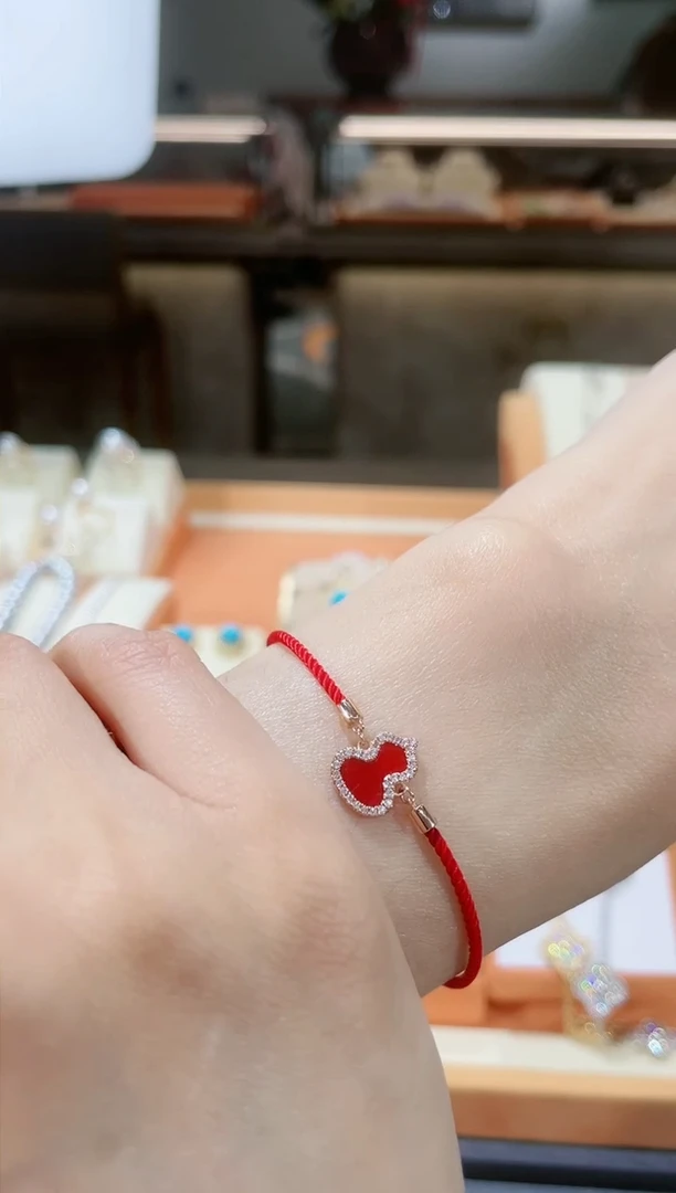 【闪购商品】钻石手链18K金镶嵌手链