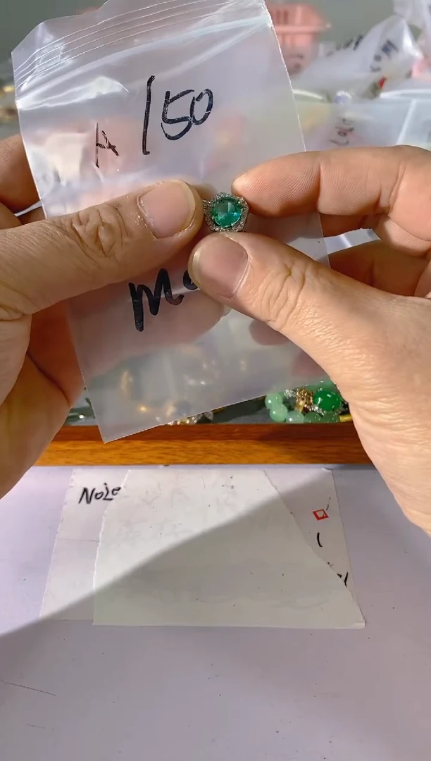 【闪购商品】水晶颈饰银S925镶嵌150红宝，蓝宝，多样性发一件赠链