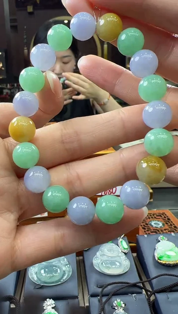 翡翠挂件未镶嵌手串