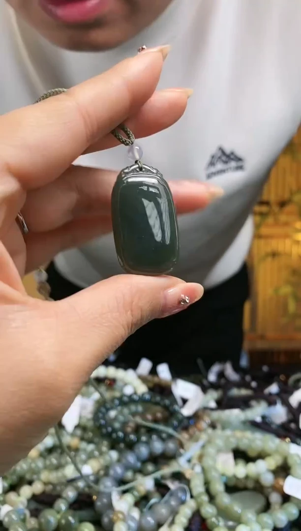 【闪购商品】和田玉颈饰未镶嵌多样性发货，拍一发一