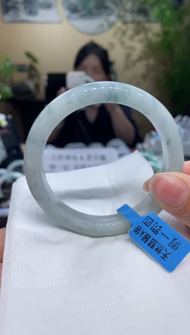 翡翠手镯未镶嵌翡翠56-57