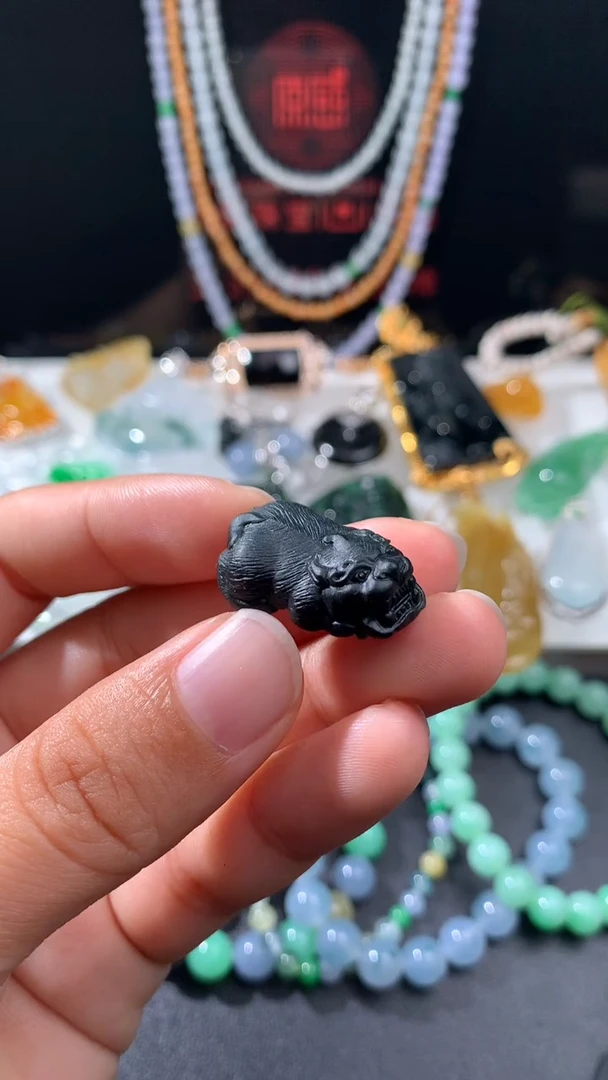 未镶嵌定制翡翠