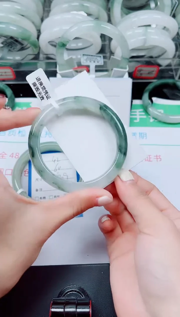 未镶嵌手镯石英质玉43-58/59