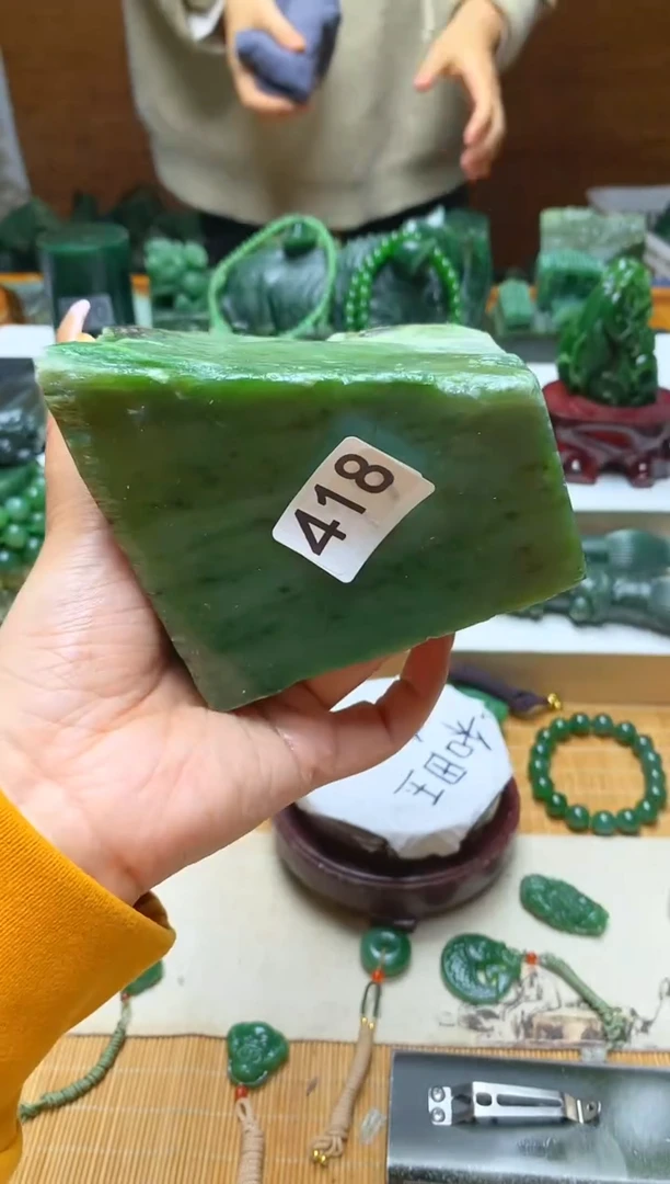未镶嵌和田玉珠宝半成品1