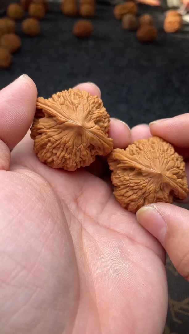 把件文玩核桃B  86号 44  尺虎头