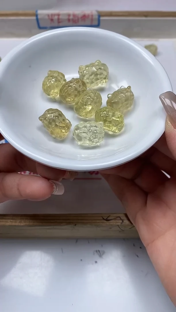 【闪购商品】水晶散珠未镶嵌M348 黄水晶 小羊1个20元