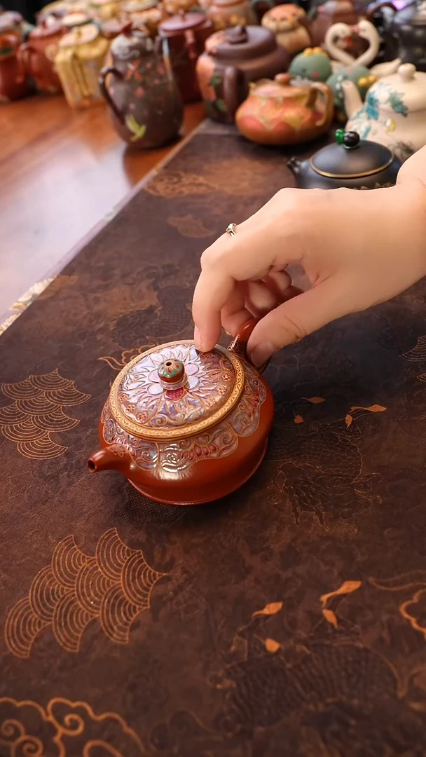 茶壶紫砂大红袍珐琅曼殊