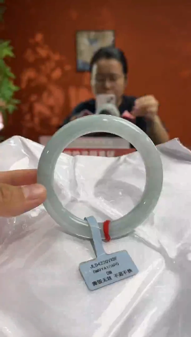 未镶嵌手镯翡翠翡翠手镯 圈口57