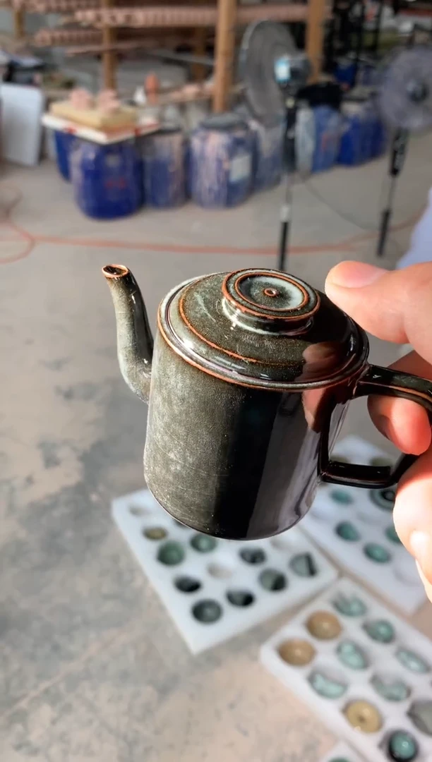 【览古雅韵】铁胎壶