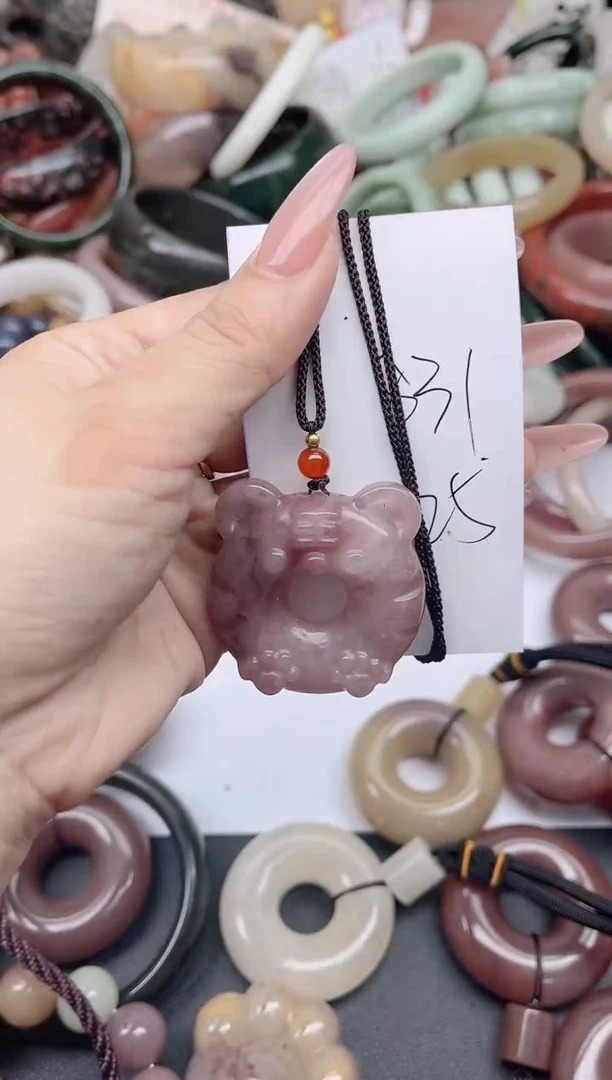 未镶嵌手镯石英质玉831