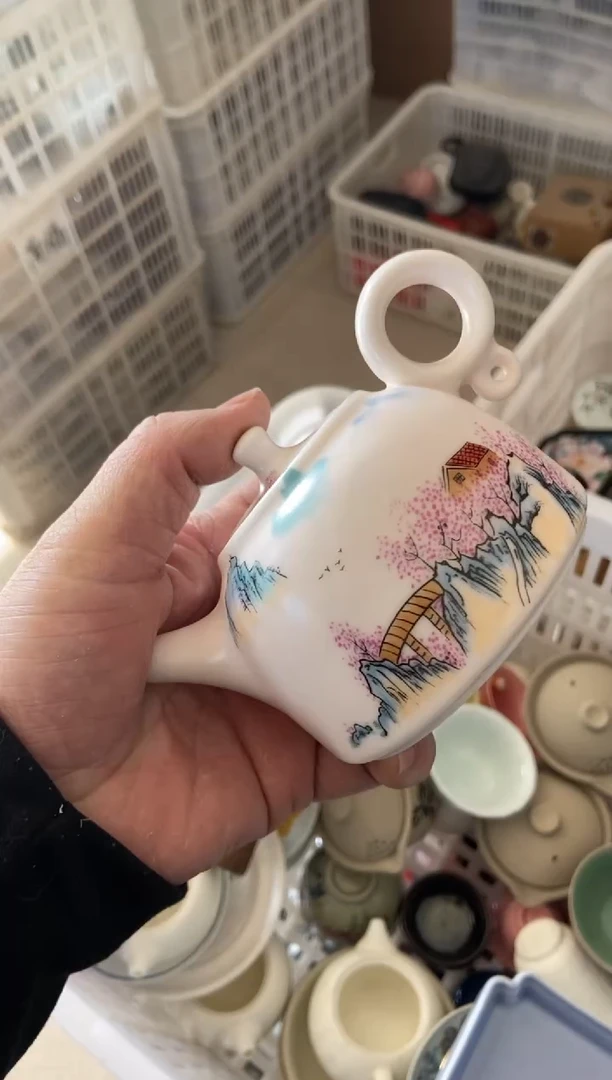 杯无运费险有瑕疵的摄影的产品有使用过的痕迹有点脏介意勿拍