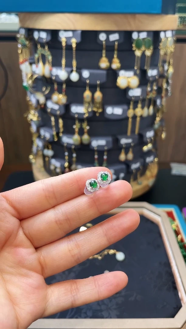 【闪购商品】翡翠耳饰银S925镶嵌耳饰
