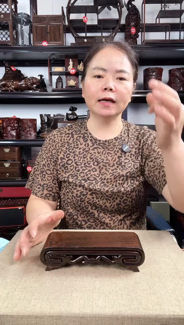 木大一连老李红木工艺品