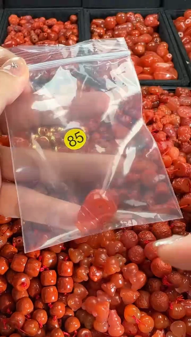 【闪购商品】南红玛瑙颈饰未镶嵌1