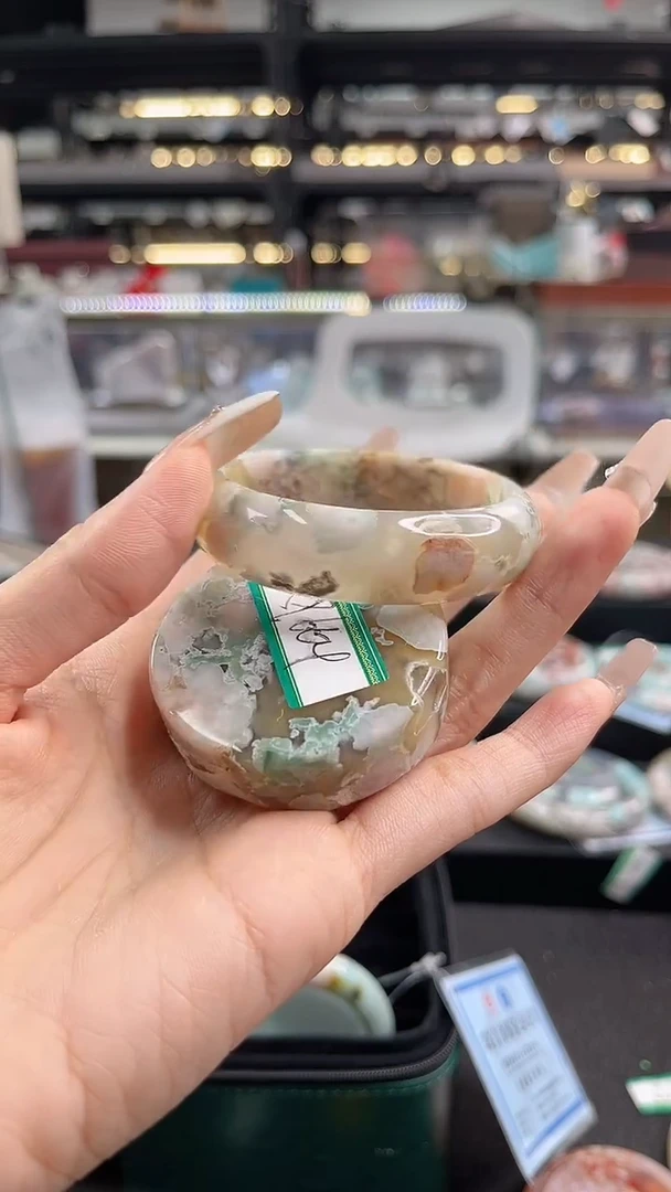 未镶嵌手镯石英质玉50圈口（赠品镯心）s9664