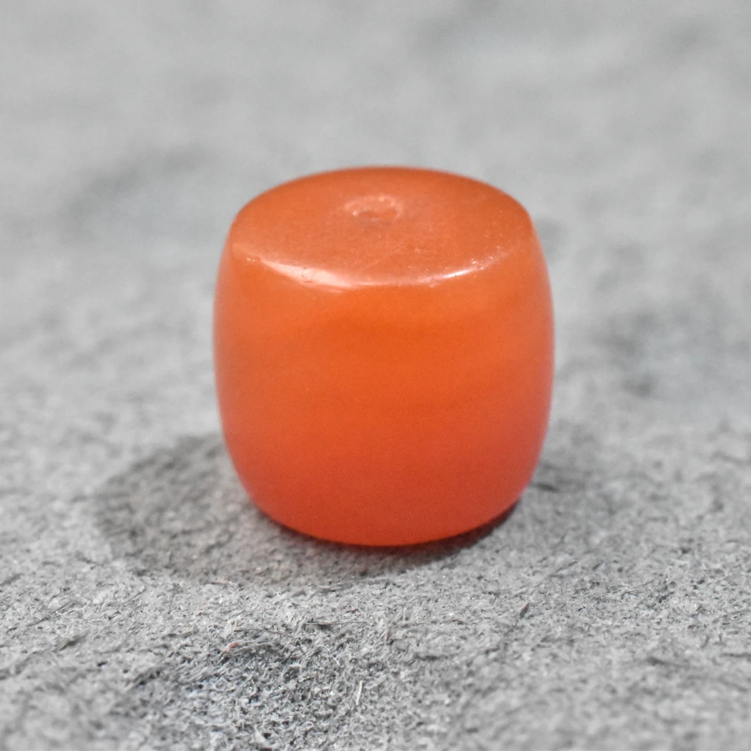 【一九珠宝】卡9mm南红保山杨柳直切哑光单珠  YJ9286