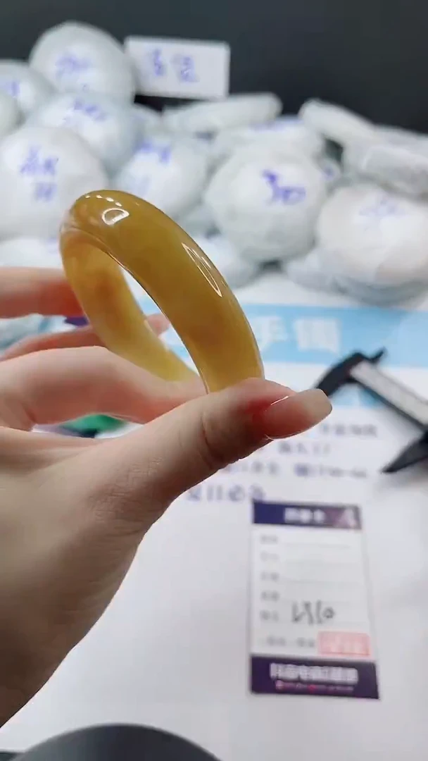 未镶嵌手镯石英质玉多样性发货L310