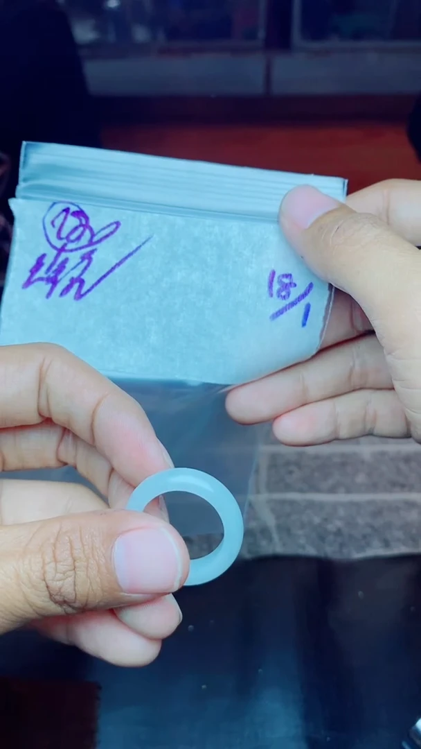 【闪购商品】定制翡翠未镶嵌戒圈