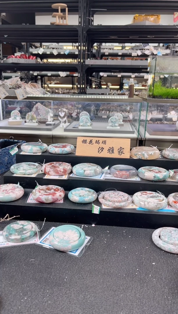 未镶嵌手镯石英质玉六*六圈口（赠品镯心）