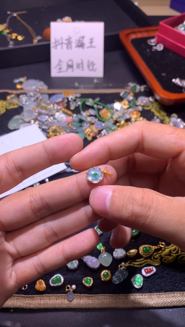 翡翠银S925镶嵌吊坠(不含链)1