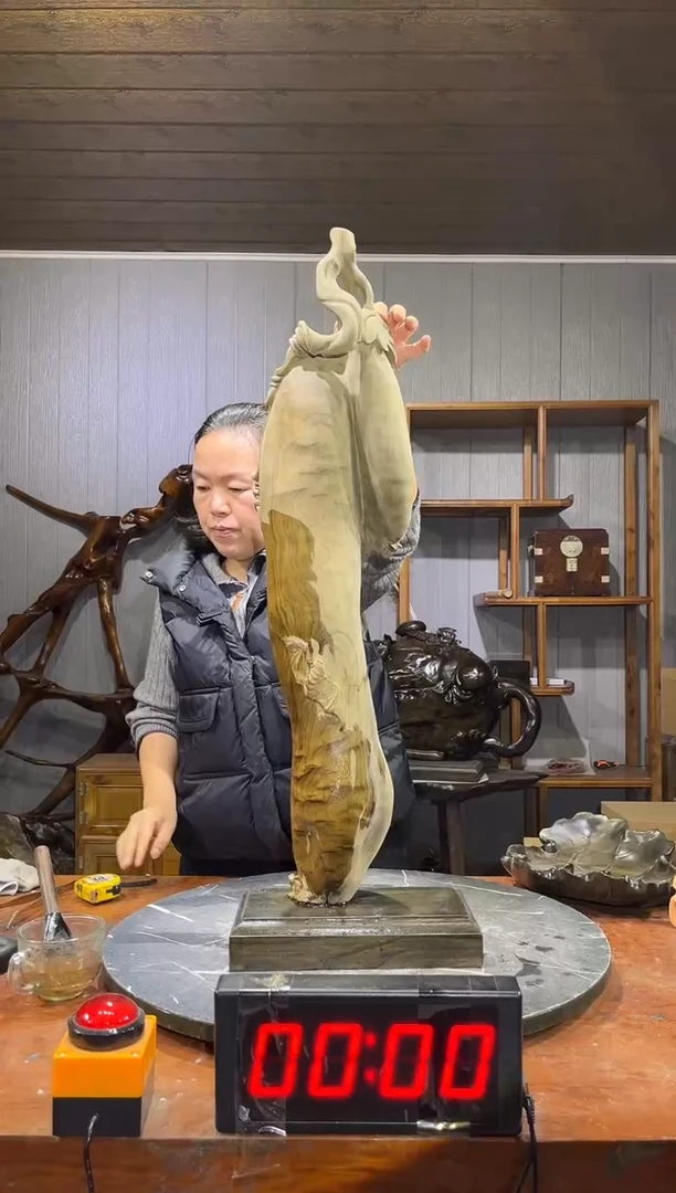 金丝楠用****2阴沉木瓜果摆件