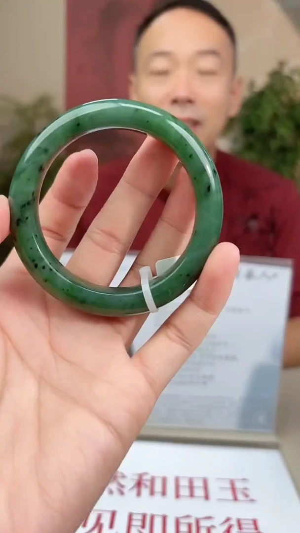 和田玉手镯未镶嵌多样性发货拍一发一
