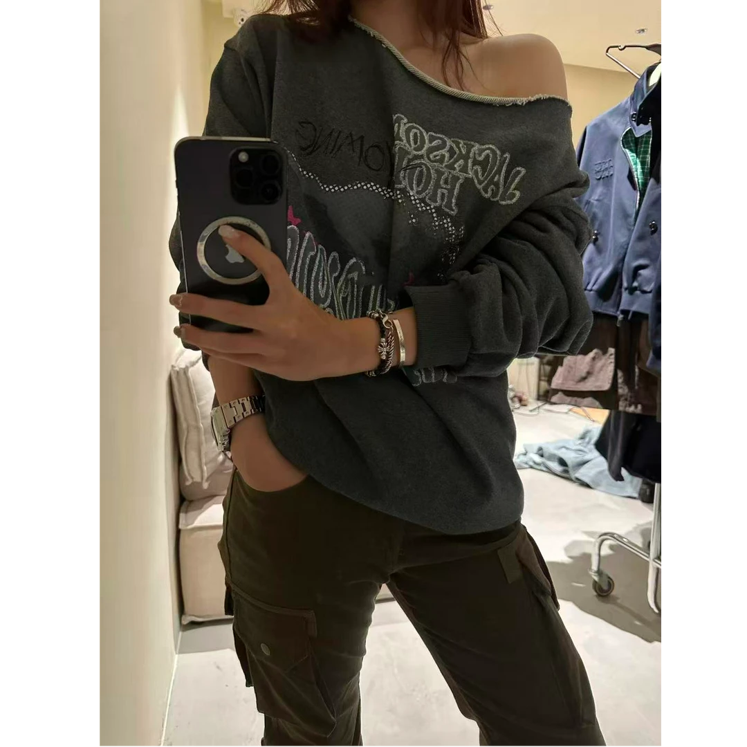 露肩美式宽松字母卫衣#60132