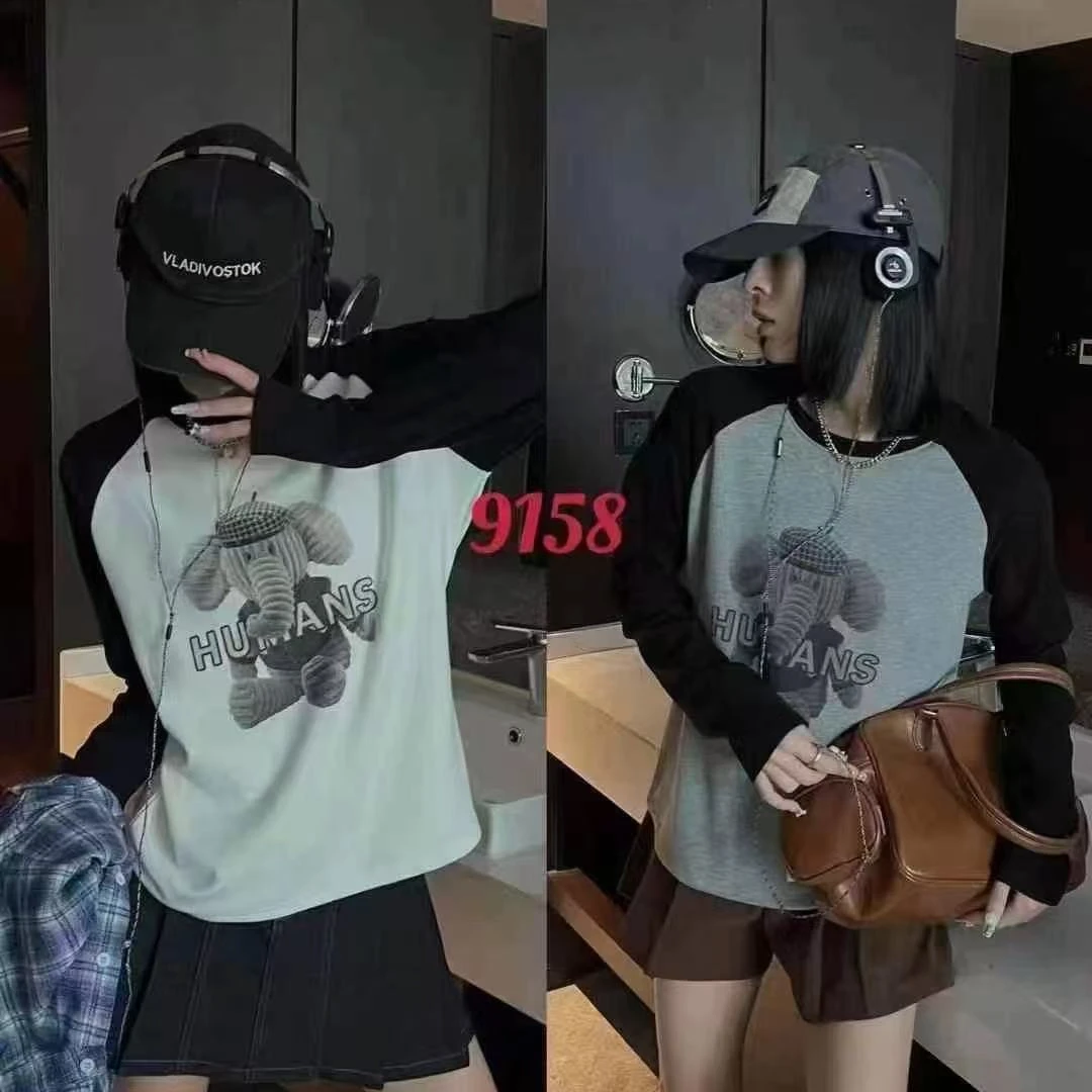 9158字母卡通女士春款打底衫