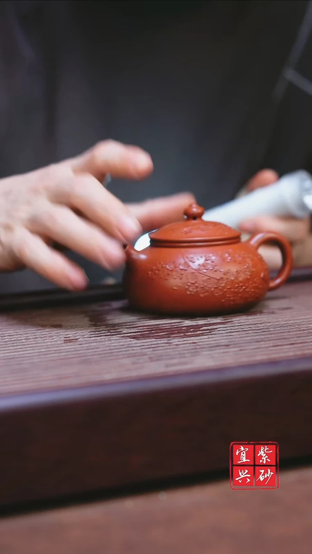 紫砂其他宜兴原矿紫砂   纯料朱泥寒江