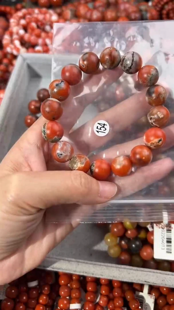 南红玛瑙手串未镶嵌12+