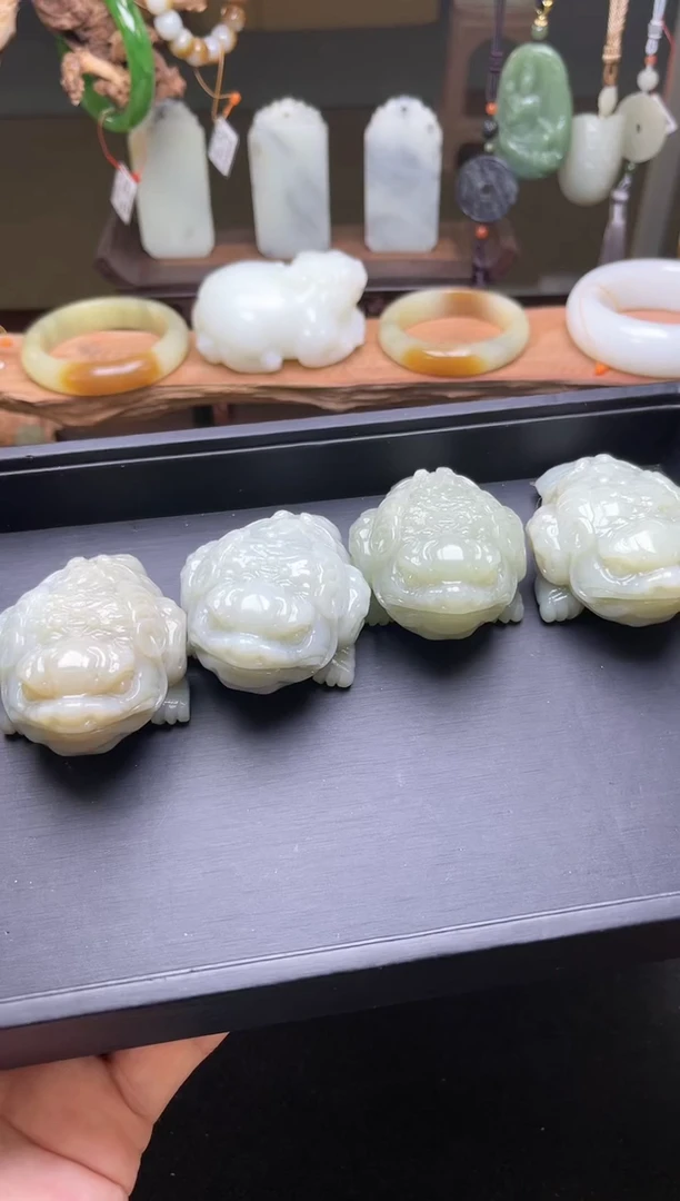 【闪购商品】和田玉摆件未镶嵌D且末迪克兰大金蟾 多样性发一