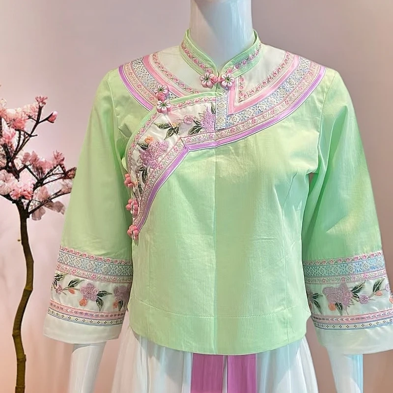 布依族壮族传统服饰复古绣花民族风立领上衣女网红秋季时尚长袖