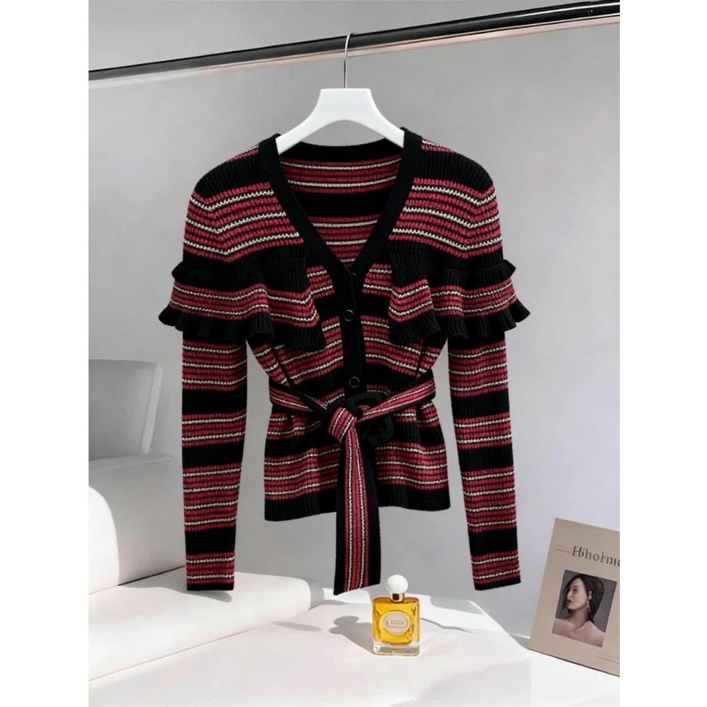 2025秋季新款法式复古时尚气质显瘦设计感条纹长袖毛衣针织衫爆款