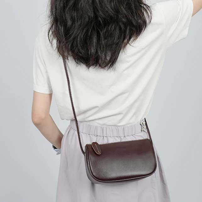 真皮女包斜挎小包包2025新款时尚百搭小方包高级感洋气牛皮单肩包