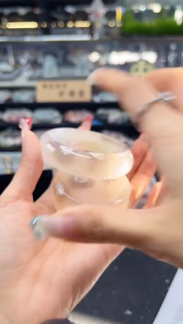 未镶嵌手镯石英质玉瑾圈口（赠品镯心）