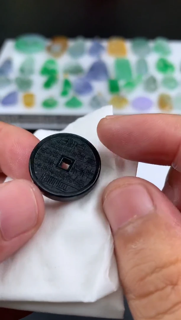 【闪购商品】定制翡翠未镶嵌翡翠