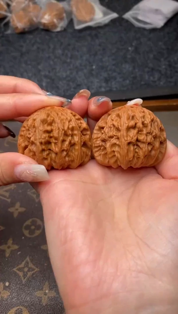 把件文玩核桃B79号45尺白狮子