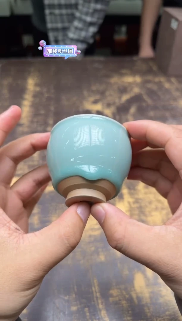 9****8（预售）黄灿美人泪鸡心杯