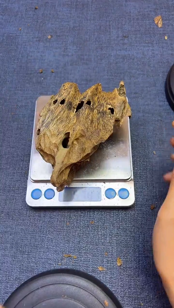 香料透顶绿--57克--窖藏年份2018【多样性发货】