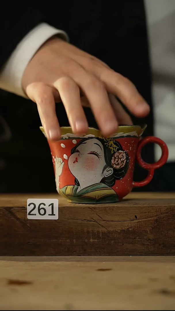 【闪购商品】瓷片新品！设计师款手绘/咖啡杯 羽川