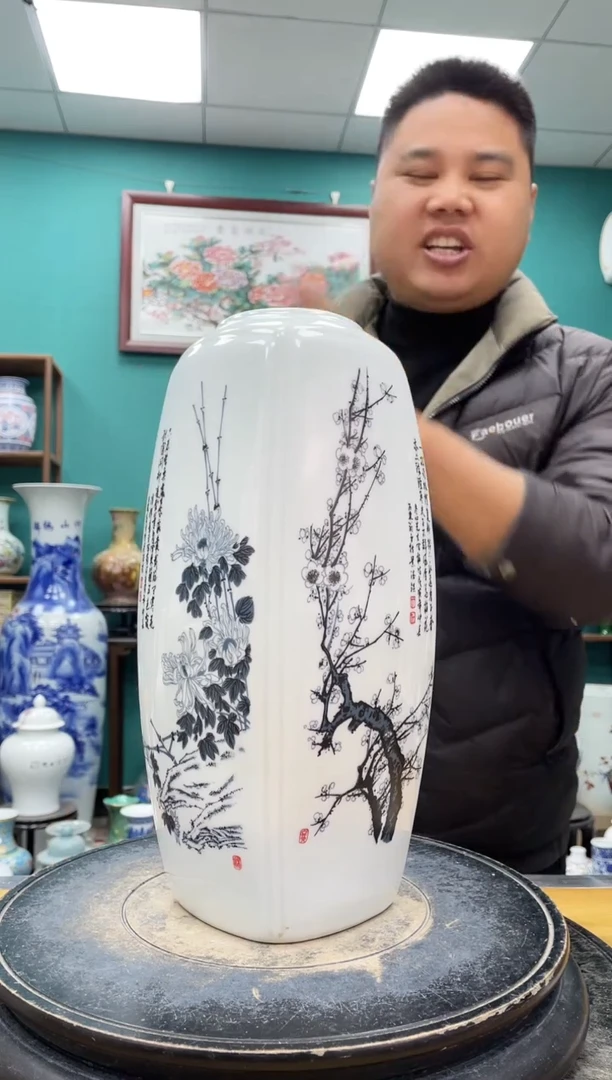 摆件四方瓶陶瓷摆件
