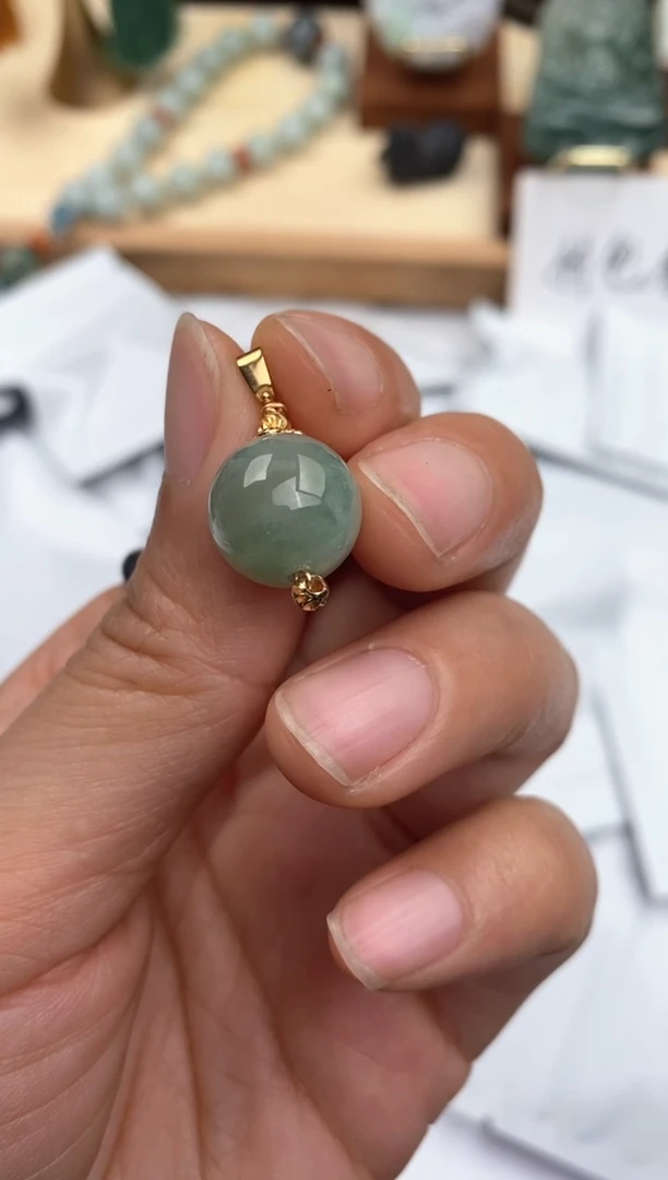 【闪购商品】翡翠颈饰合金珠子