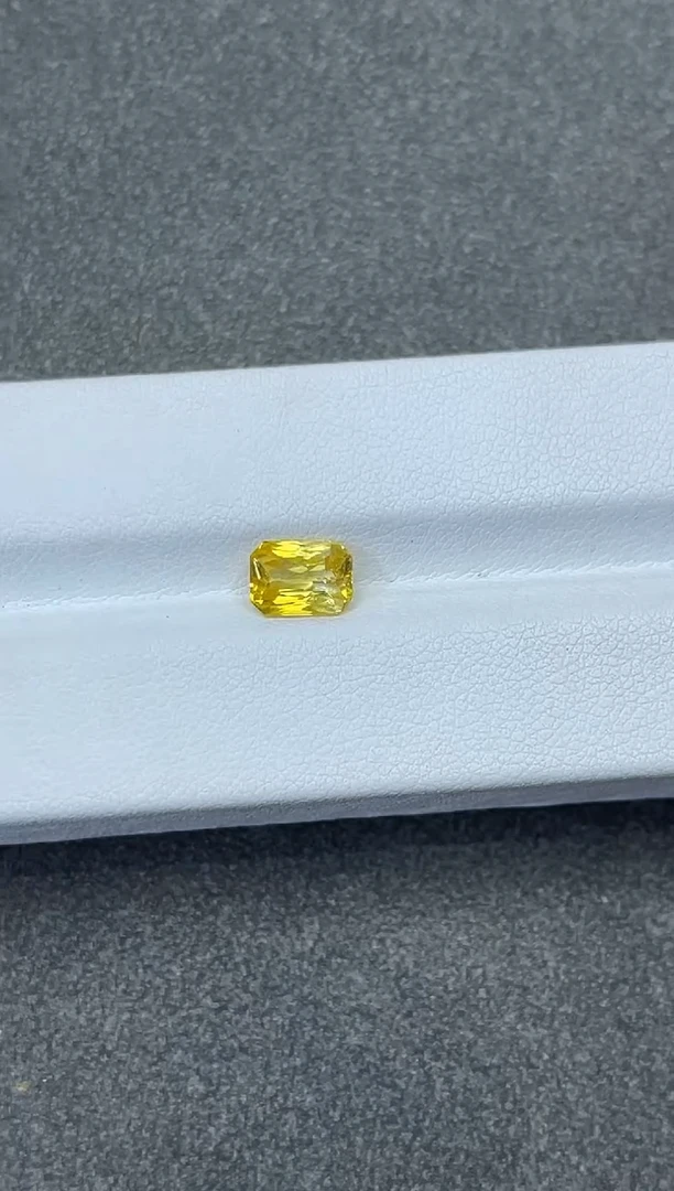 裸石蓝宝石天然裸石